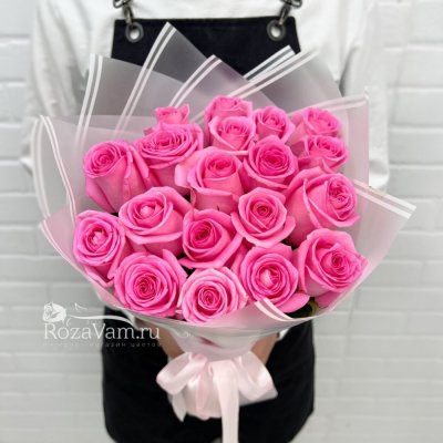 Букет из 19 ярко-розовых роз 50 см