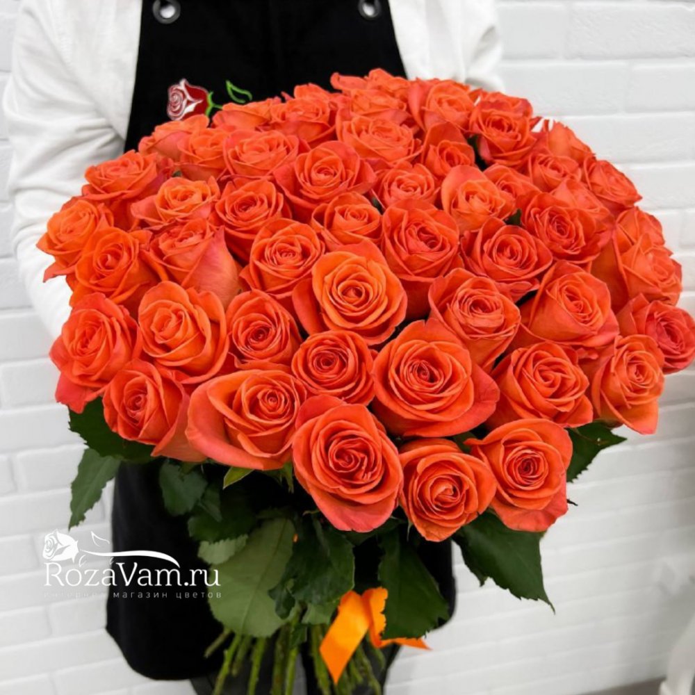 Букет из 51 оранжевой розы 60 см