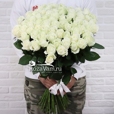 Букет из 75 белых роз (70 см )