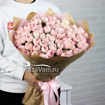 Букет из 25 розовых пионовидных роз