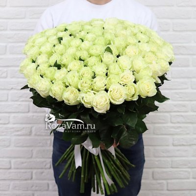 букет из 99 белой розы Эквадор (60см)