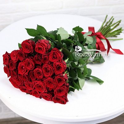 Букет из 29 красных роз (70 см)