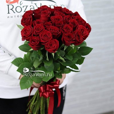 Букет из 29 красных роз (70 см)