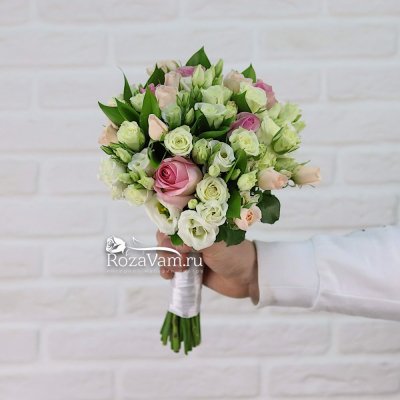 Свадебный Букет с гвоздикой и розами