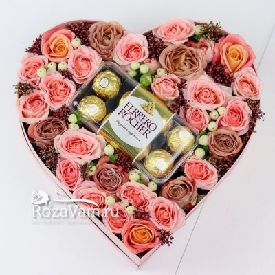 Коробка сердце с конфетами
