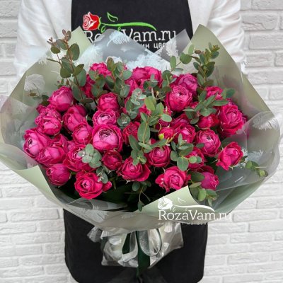 Букет из 15 кустовых роз Голландец