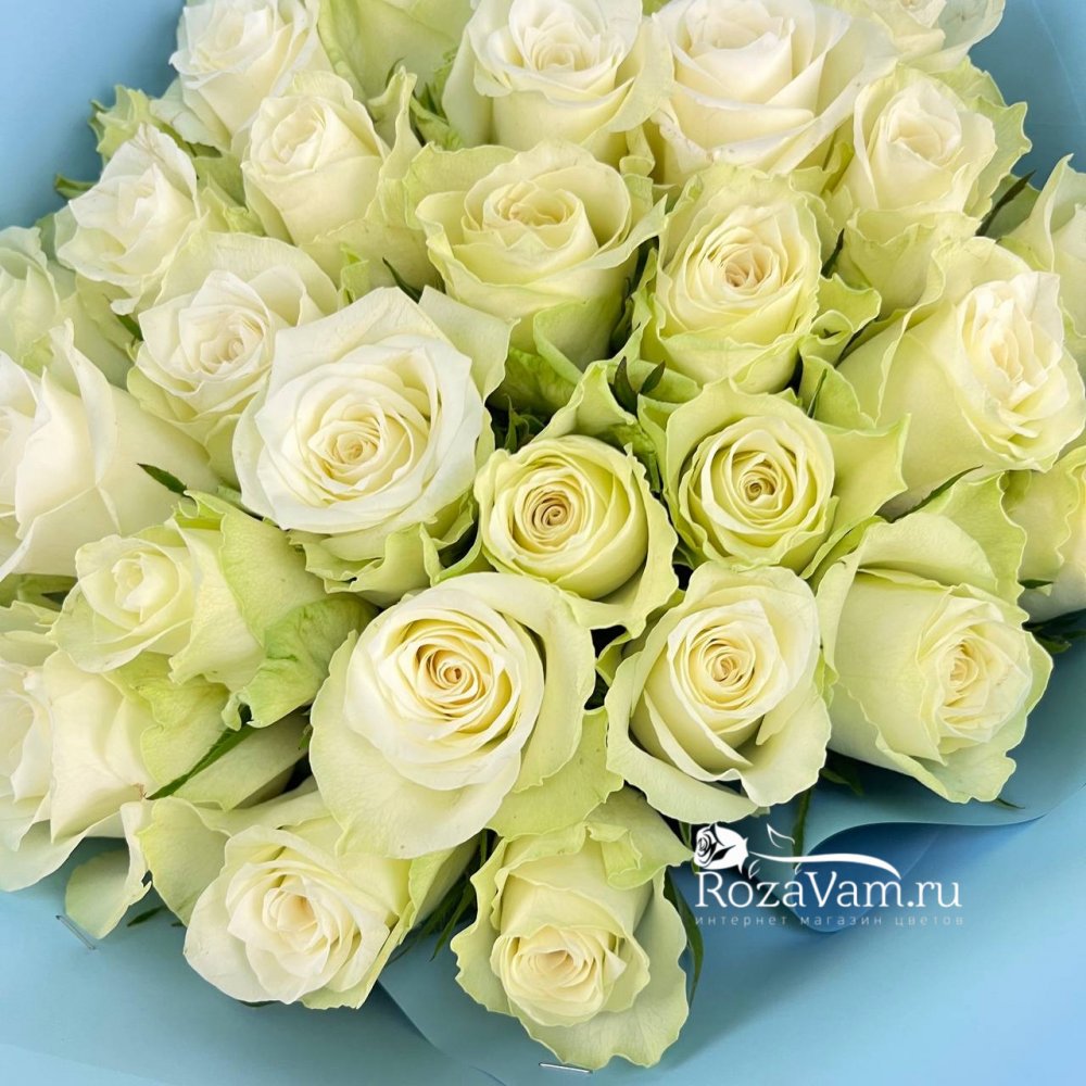 Букет из 29 белых роз (40см)