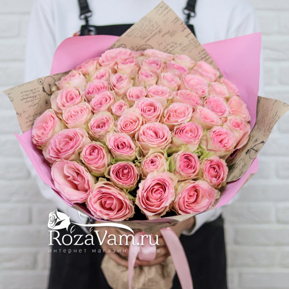 Букет из 51 светло-розовой розы 50 см
