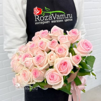 Букет из 29 роз розовых 50 см