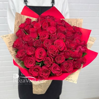 Букет из 51 красной розы (50 см)