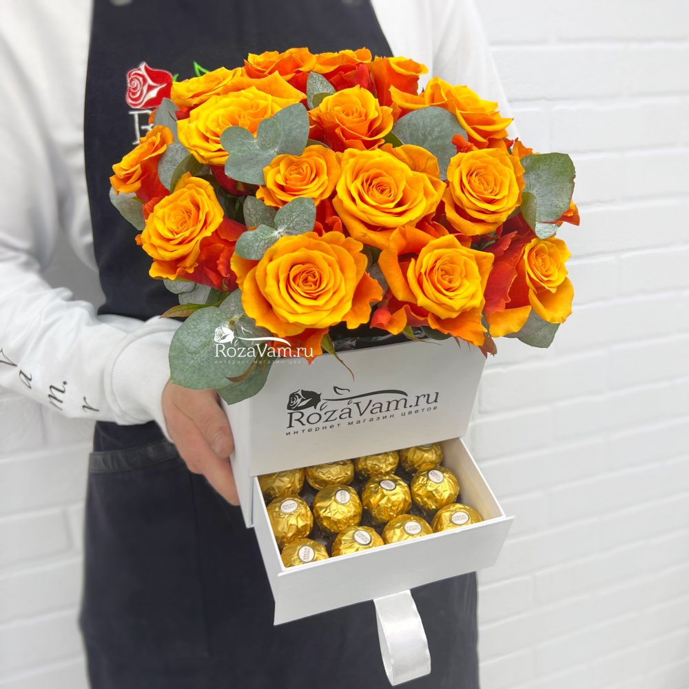 Коробка шкатулка с 25 розами и сюрпризом