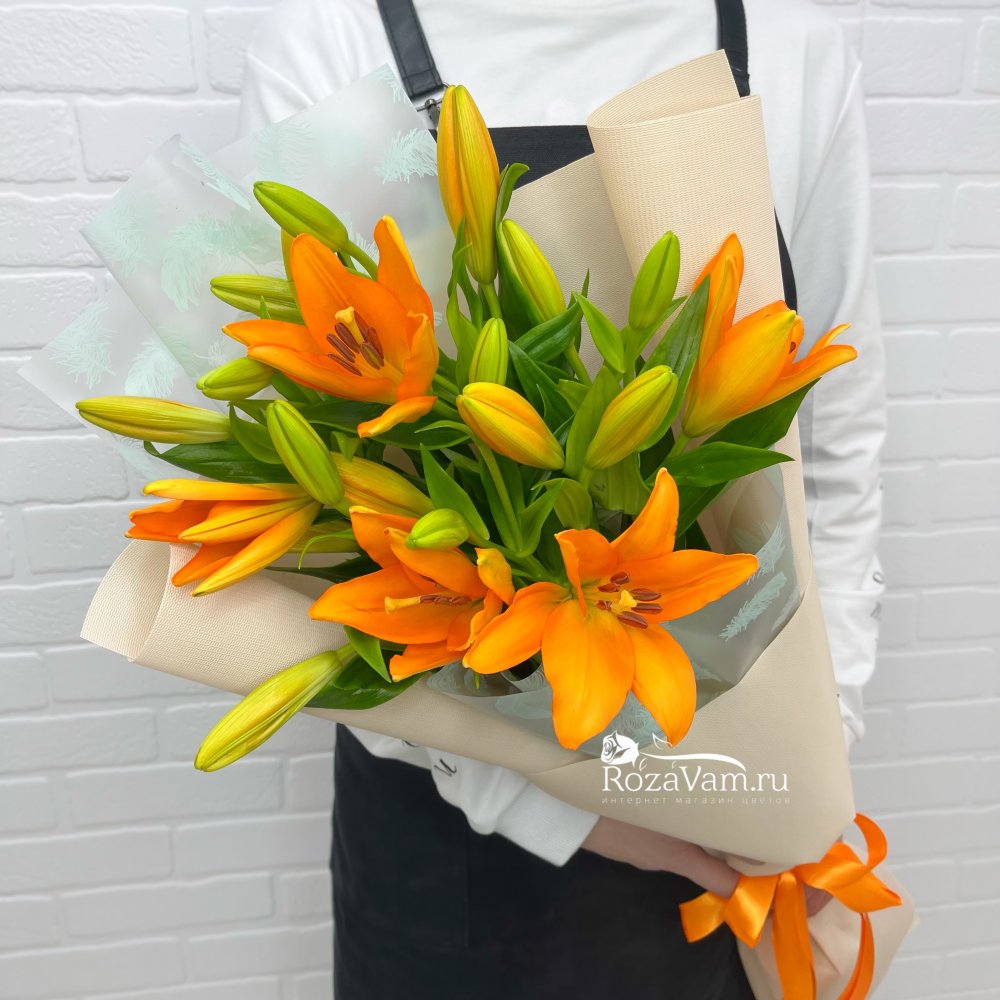 Букет цветов лилии – купить с доставкой в Москве. Цена ниже!