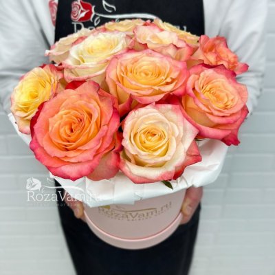 Коробка из 15 роз Эквадор