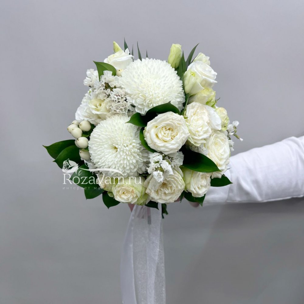Букет невесты с хризантемой Пон Пон